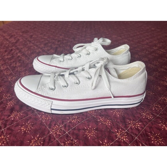 Converse Shoes - Converse Chuck Taylor All Star Unisex White Low Top M7652 Boys 4 Women 6
